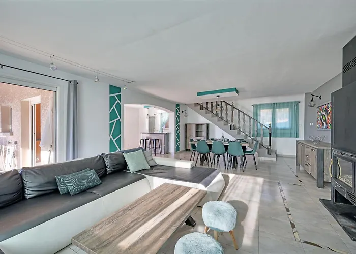 بيت للعطل Barbouillet - Maison Avec Piscines Partagees جوييوس