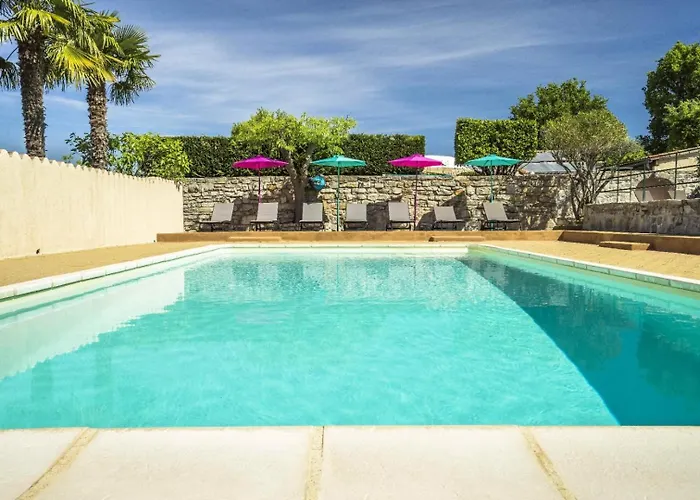 Barbouillet - Maison Avec Piscines Partagees بيت للعطل