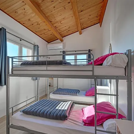 Holiday home Barbouillet - Maison Avec Piscines Partagees Joyeuse